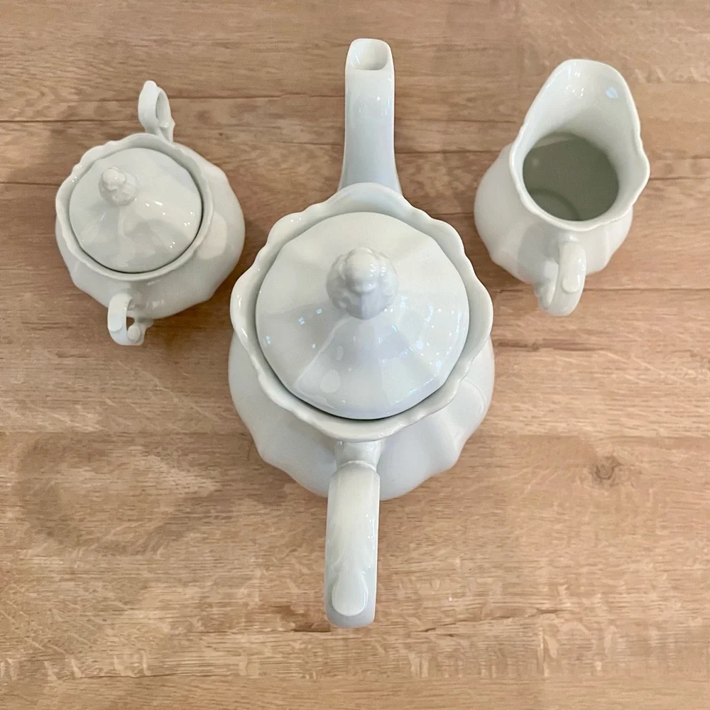 Mitterteich Bavaria Germany Tea Pot Creamer‎ & Sugar Set White Rose Lid Top Vtg
